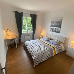 Fabuleux T3 ,85 M2 ,en Résidence Calme Avec Grand Parking Gratuit Privé Appartement Saint-Gaudens (Haute-Garonne)